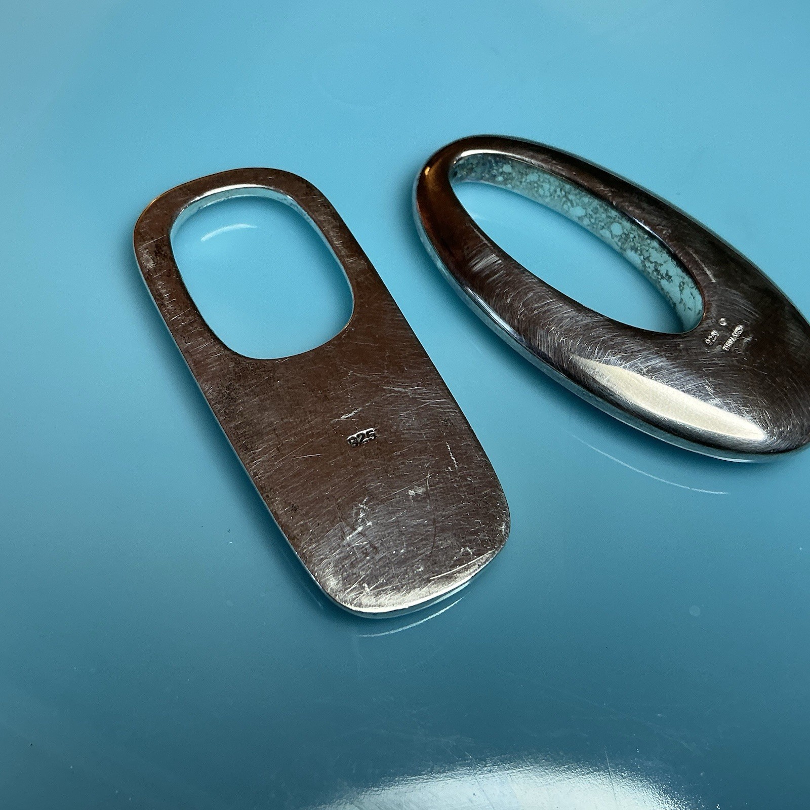 2 Vintage Large Solid Sterling Silver Pendant Mod… - image 6