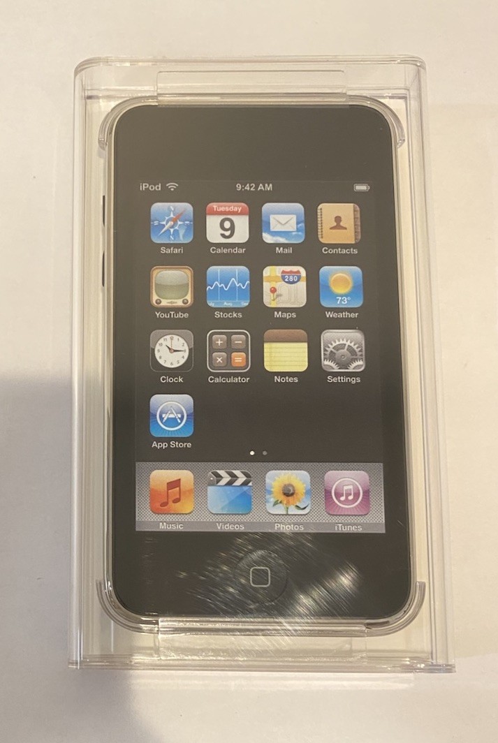 Brand New, Sealed Apple iPod touch 2nd Generation Black (8 GB