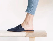 Jenni Kayne Elegant Navy Suede Mules Size 8.5 Pointed Toe Slip On