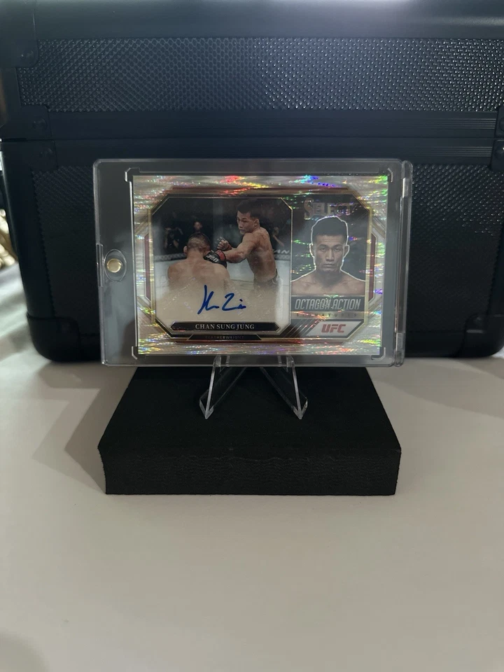 2023 Select Octagon Action Signatures Chan Sungjung Autograph - Image 3 of 3