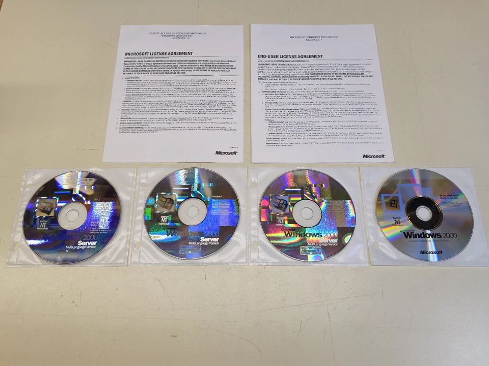 Genuine Microsoft Windows 2000 Server Multilanguage CDs + License + 10 CALs