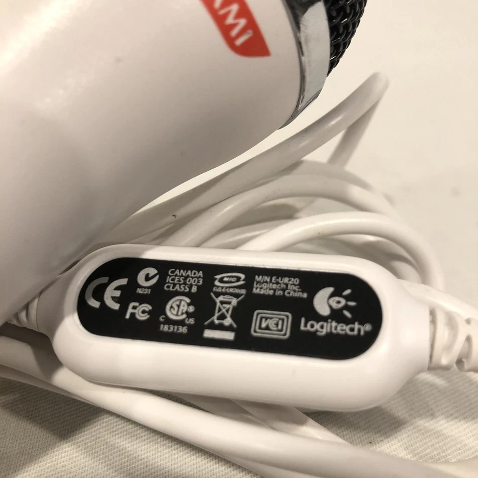 KONAMI WHITE WIRED MICROPHONE PS2 PS3 WII XBOX 360 USB E-UR20 ROCK BAND RAPSTAR - Image 2 of 4