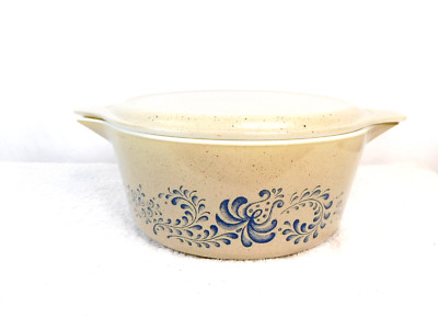 Pyrex Oven Ware 2.5 Qt w/lid 25-C32 #475-B