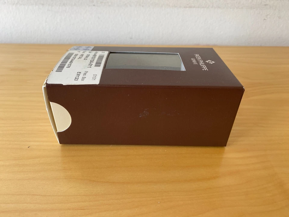 Cardboard Case PATEK PHILIPPE - Twenty-24 - Empty - Image 2 of 3