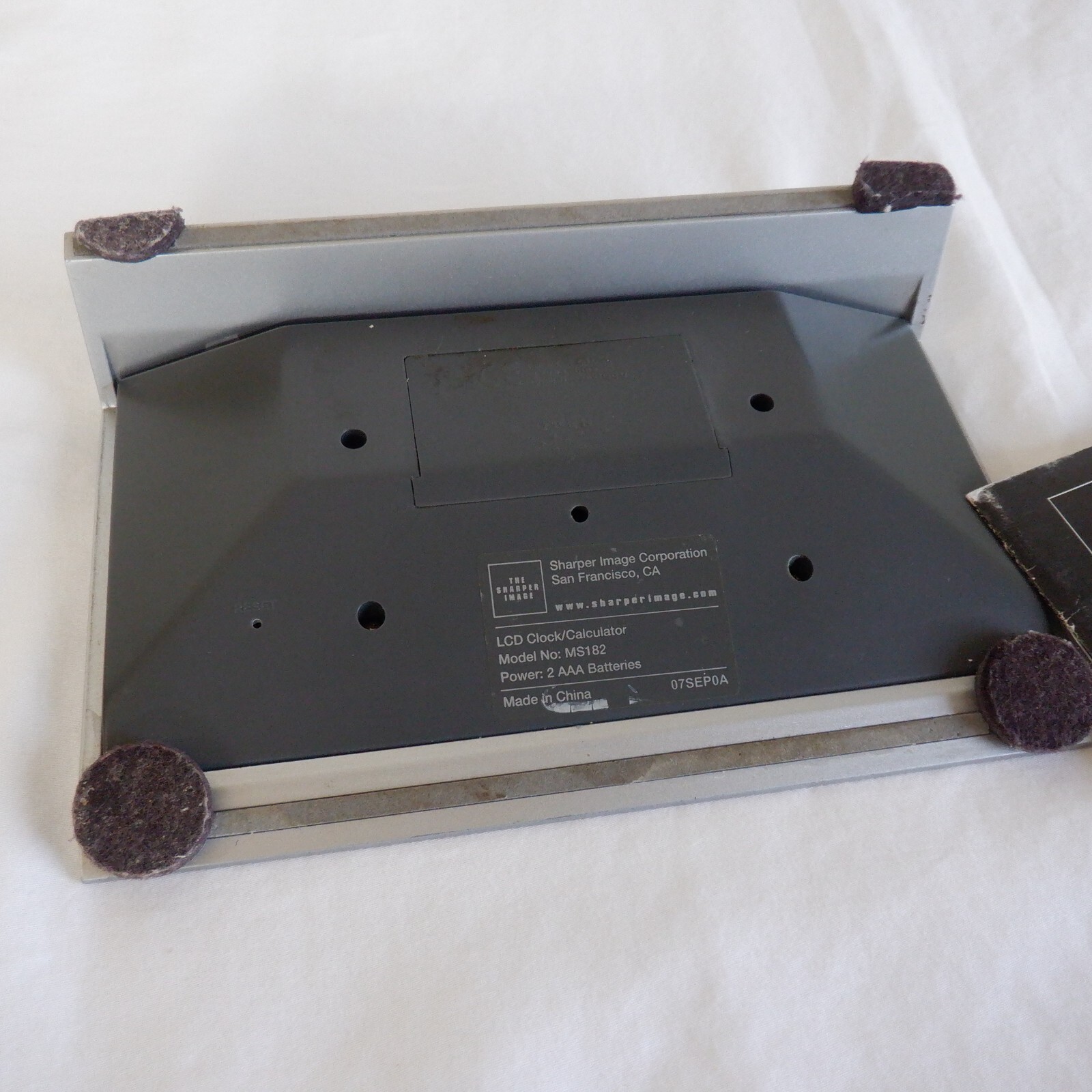 2007 Sharper Image Desk World Time Clock & Calculator with Manual