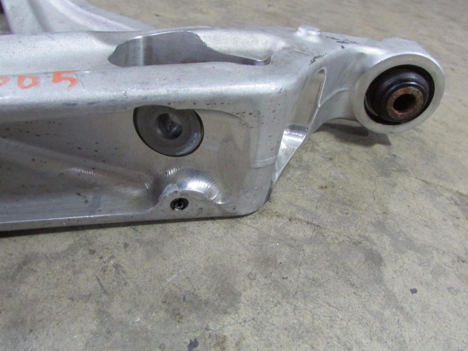 McLaren MP4-12C, RH, Right Rear Lower Control Arm 8mm, P/N 11B0080CP01
