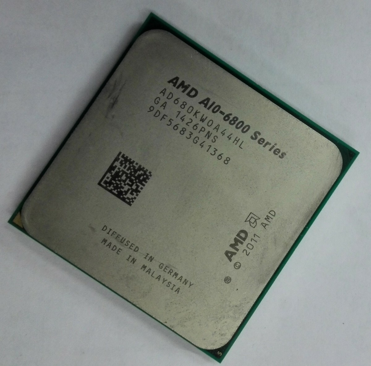 AMD A10-6800K Desktop Processor APU AD680KWOA44HL Socket FM2