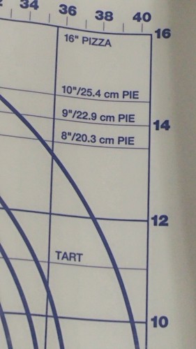 Vntg Tupperware Pastry Tart Pie up to 16" Pizza Mat. 18" H.  White - Picture 4 of 8
