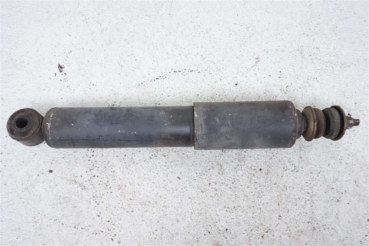 ぶんぶん Front Suspension for Kyb Shock Absorbers Car for Nissan OEM