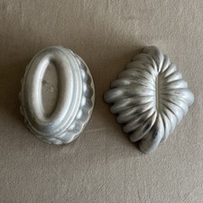Vintage/Retro Metal Jelly Moulds X2