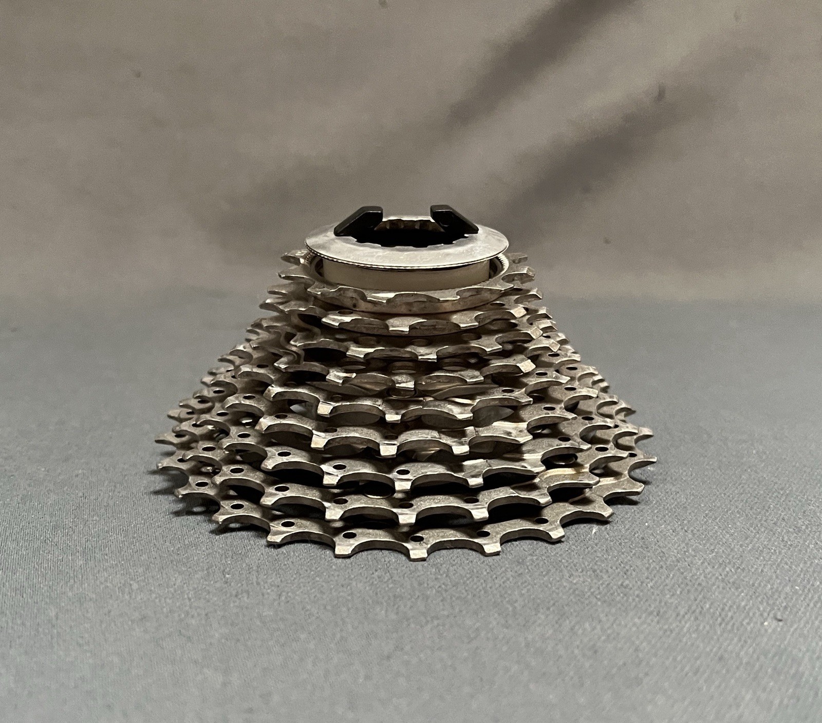 Shimano Dura-Ace CS-7700 Titanium Cassette Road Bike 9 Speed 12-25t 174g