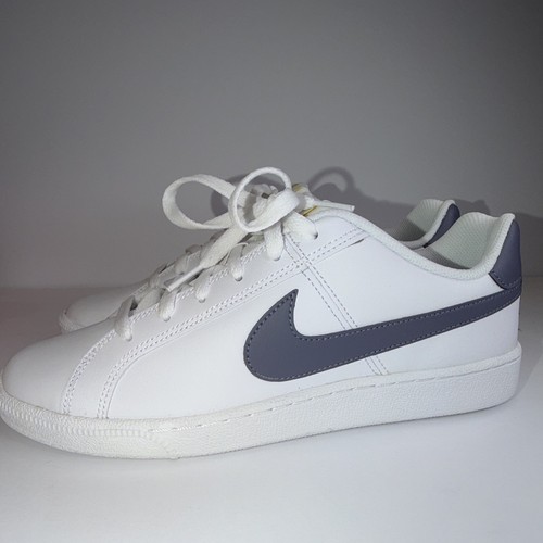 Nike Court Royale Men's Low Top Lace-Up Sneakers White/Light Carbon 749747-105
