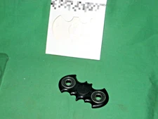 #1503* - BLACK BATMAN "BAT SIGNAL" HAND, FIDGET SPINNER, STRESS RELIEVER - NIP
