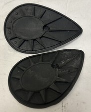 BSA Tank Badge Rubbers  40-8124 C15 B40 A7 A10 A50 A65 x 2 * New * (Ref C/2)