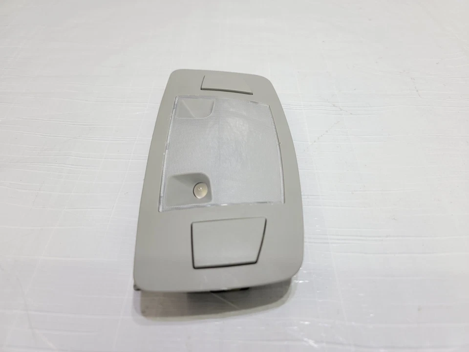 2010-2015 Lexus RX450h Overhead Rear Console Dome Map Light OEM 81360-48070-B0 - Image 3 of 4
