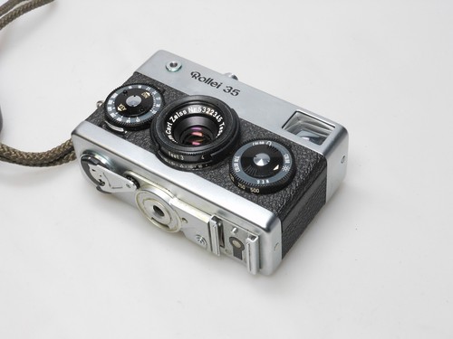 Rollei 35 Plata + Carl Zeiss Tessar F3.5 40mm EXCELENTE - Imagen 2 de 5