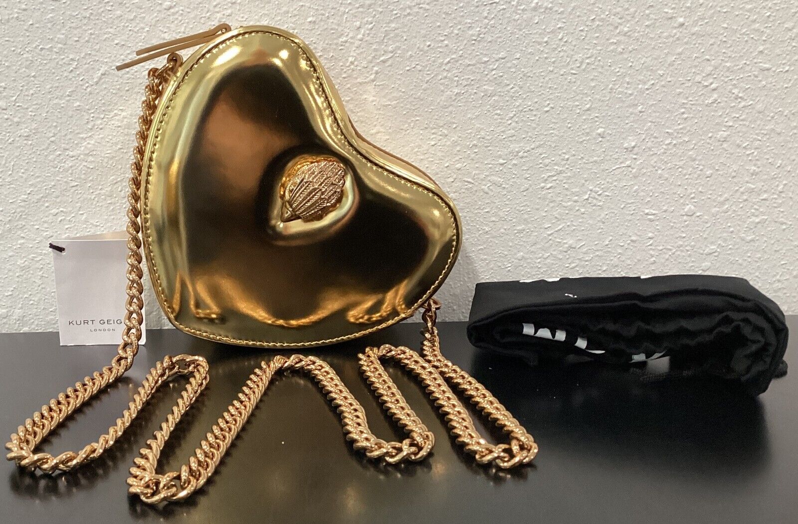 Picture 2 of 17