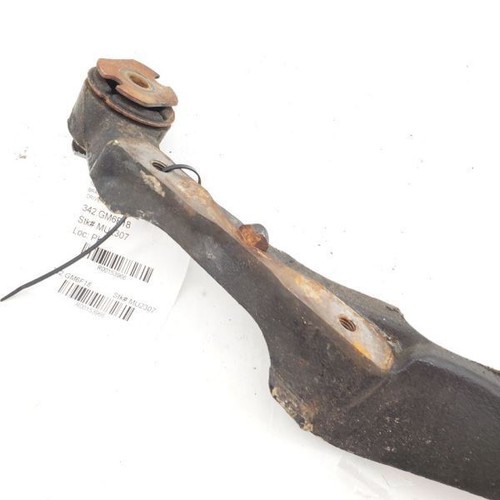 Genuine GM Front Driver Side Differential Carrier Bracket 23104736 - Picture 4 of 9