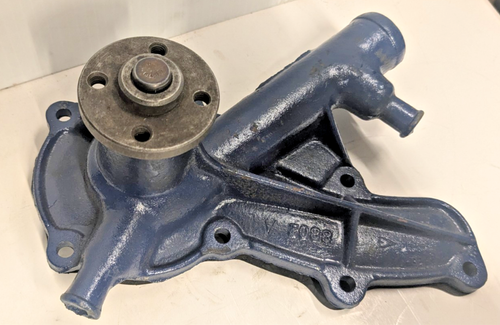 NOS JEEP 1962-1968 OHC WATER PUMP AW747 926044 - Picture 5 of 10
