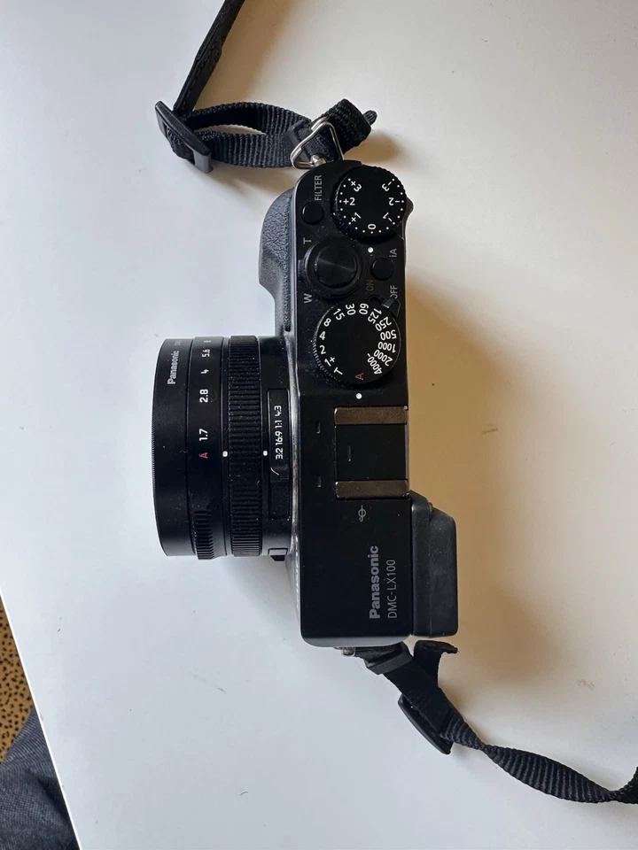 Panasonic LUMIX DMC-LX 100 16.8 MP Digitalkamera - Schwarz - Bild 4 von 4