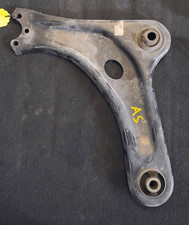 Aufhängungsschwinge Ameise. Links CITROEN C4 CACTUS PureTech 130 S&S Ber Aufhängungsschwinge Ameise. Links CITROEN C4 CACTUS PureTech 130 S&S Ber