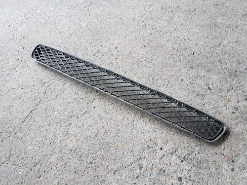 BMW X3 E83 LCI Gitter Stoßstange vorne oben SCHWARZ 3416512