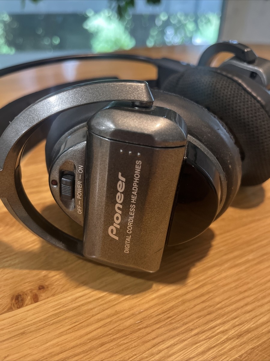 PIONEER SE-DHP800 Digital Cordless Headphones | eBay PIONEER SE-DHP800 Digital Cordless Headphones | eBay