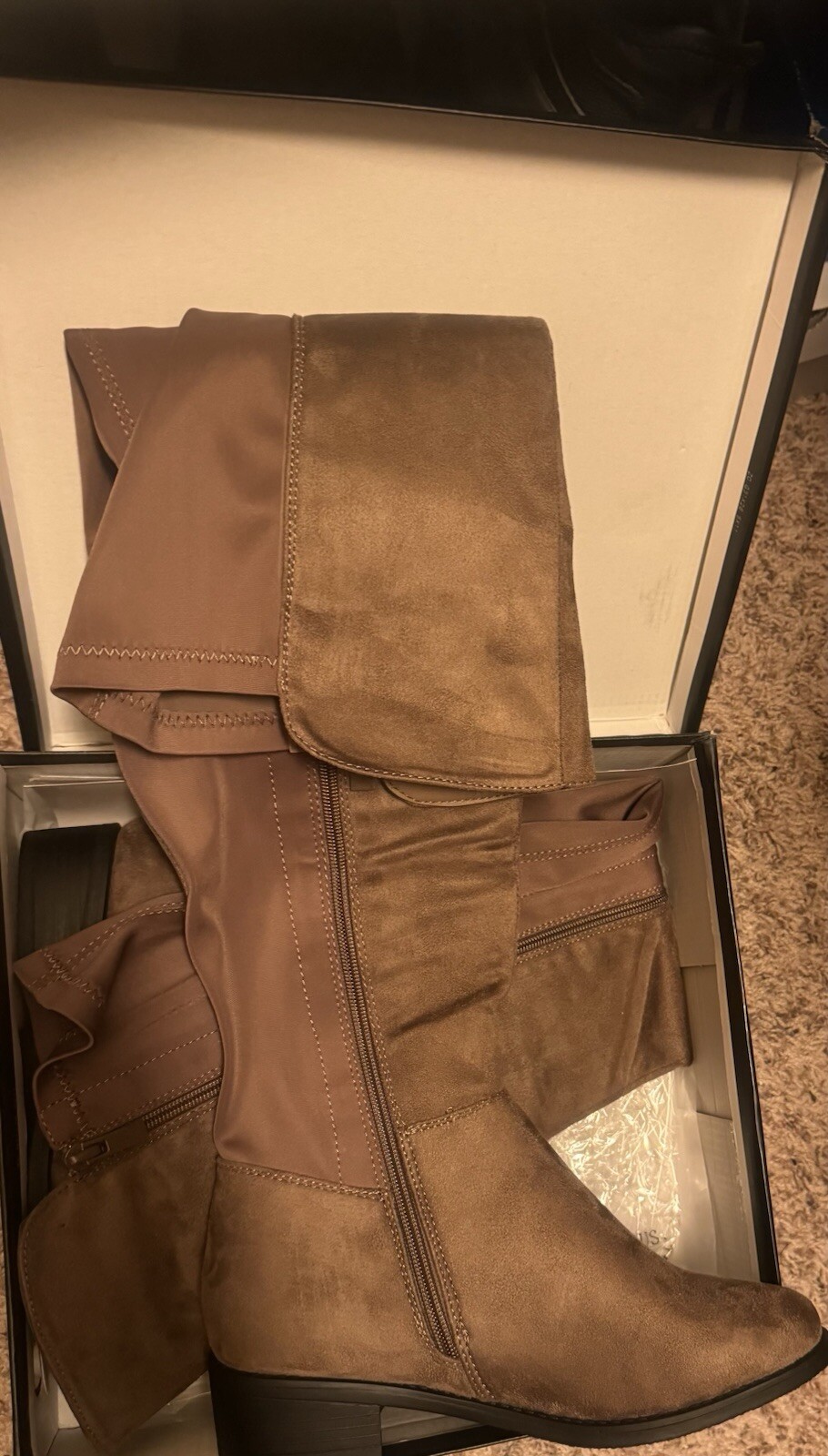 BOTAS SOBRE LA RODILLA COLOR TOPO