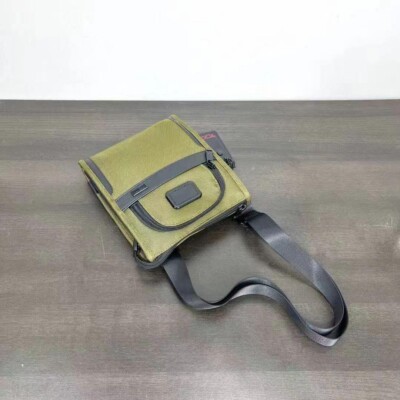 TUMI Alpha 3 Pocket Bag Small 117345-9194 2203110 Olive Night $275 