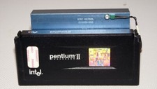 INTEL Pentium II 233MHz MMX Slot 1 80522PX233512 SL2HD with large heatsink