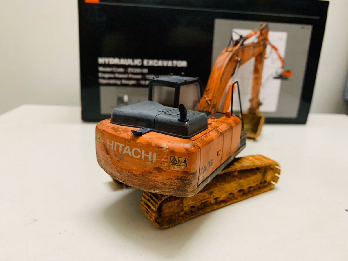Hitachi Zaxis210-5 Hydrauric Excavator Muddy Edition 1/50
