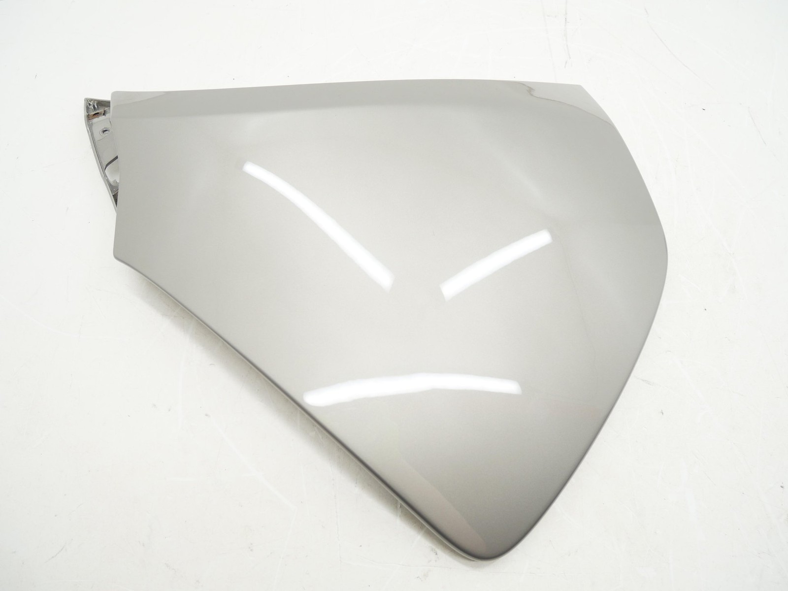 2016-2021 McLaren 570S Right Rear Bumper Cover RH End Piece Silver BSV 13A3730CP