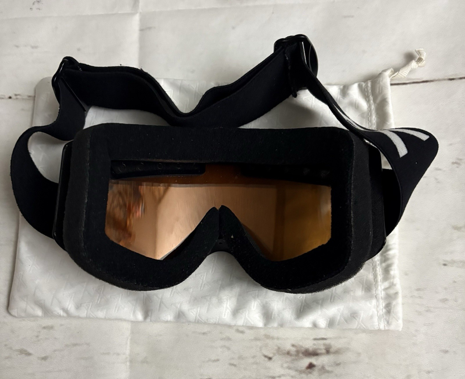 BURTON ANON Black Frame Tinted Lens Ski and Snow Goggles