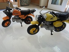 2 Honda Mini Trail Gorilla Z50 fundido a presión