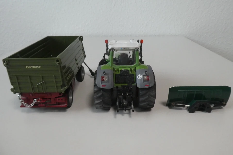 Siku Fendt 939 und Siku Fortuna-Anhänger für Siku-Control in 1:32 - Bild 2 von 4