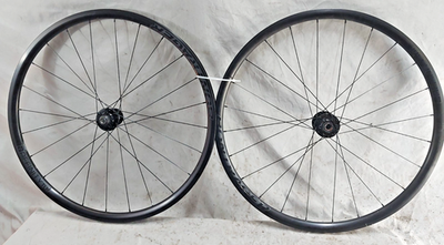 Trek Bontrager Affinity TLR 700c Road Bike Wheel Set 24S 6-Bolt
