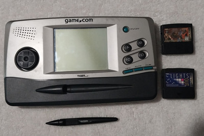 Tiger Game.com Handheld (1997) with Two Games FOR PARTS OR REPAIR AS IS READ