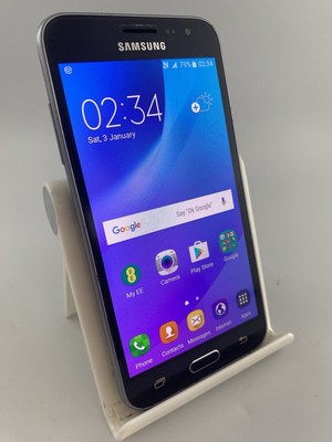 Samsung Galaxy J3 2016 schwarz Vodafone Netz 8GB 5,0'' 8MP Android Smartphone