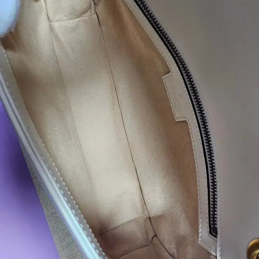 Gucci Marmont Small Chain Shoulder Bag - 443497 White thumbnail 12