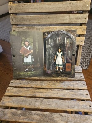 Figurine Ofelia, Signature Collection - Le Labyrinthe de Pan - NECA