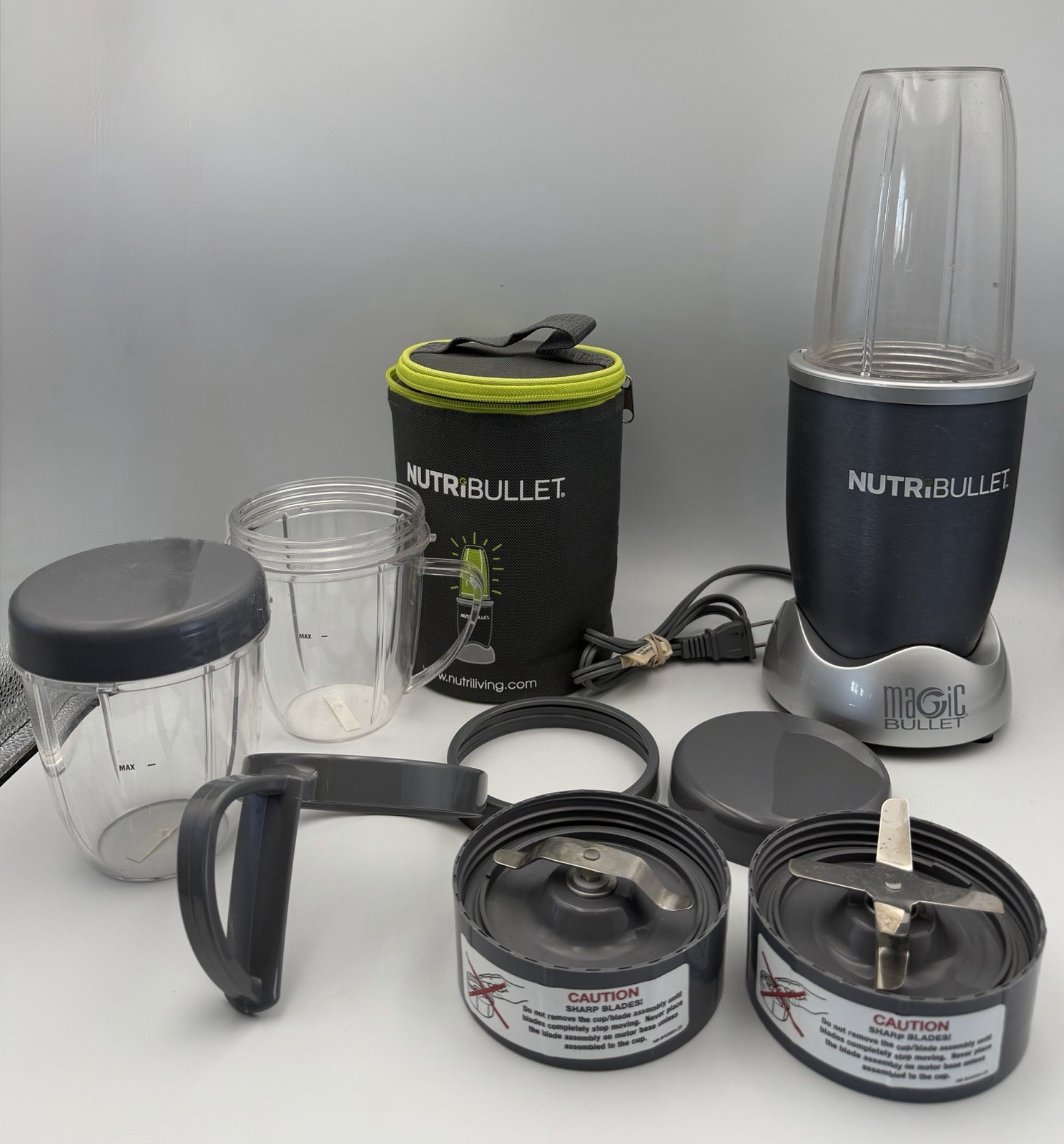 NutriBullet NB-101B 600W Blender Set Cups Blades Accessories