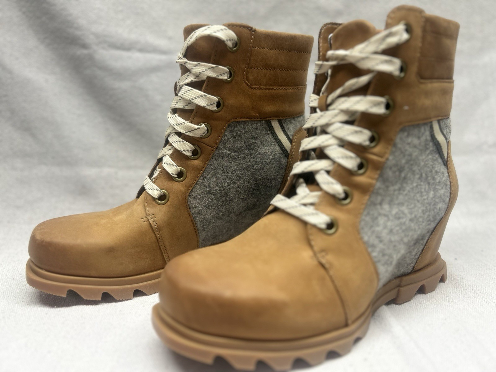 Sorel Womens Joan of Arctic Wedge III Waterproof Leather Boots Size 10.5