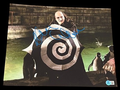 DANNY DEVITO SIGNED AUTOGRAPH 11x14 PHOTO BATMAN RETURNS PENGUIN BECKETT BAS F