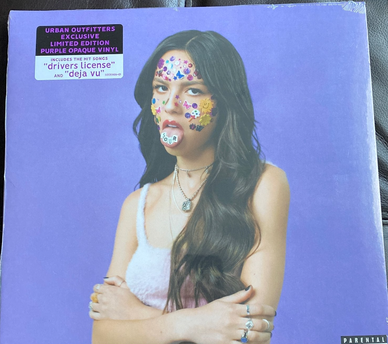 Olivia Rodrigo SOUR LP クリアブルー 6196C48dN3L._UF1000,1000_QL80_.jpg