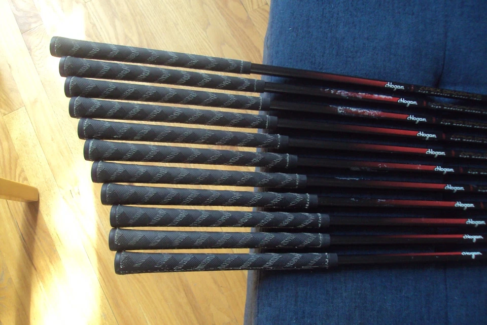 Ben Hogan Edge GCD midsize irons 1-PW, SW Apex 4 stiff graphite std length - Image 2 of 4