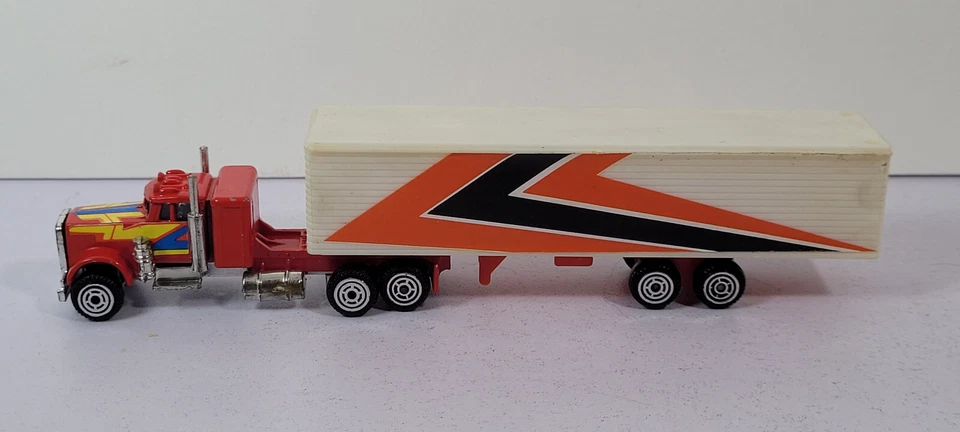 Semirremolque tractor W56 rojo caja blanca furgoneta remolque raro de colección Kenworth Foto 2 de 4