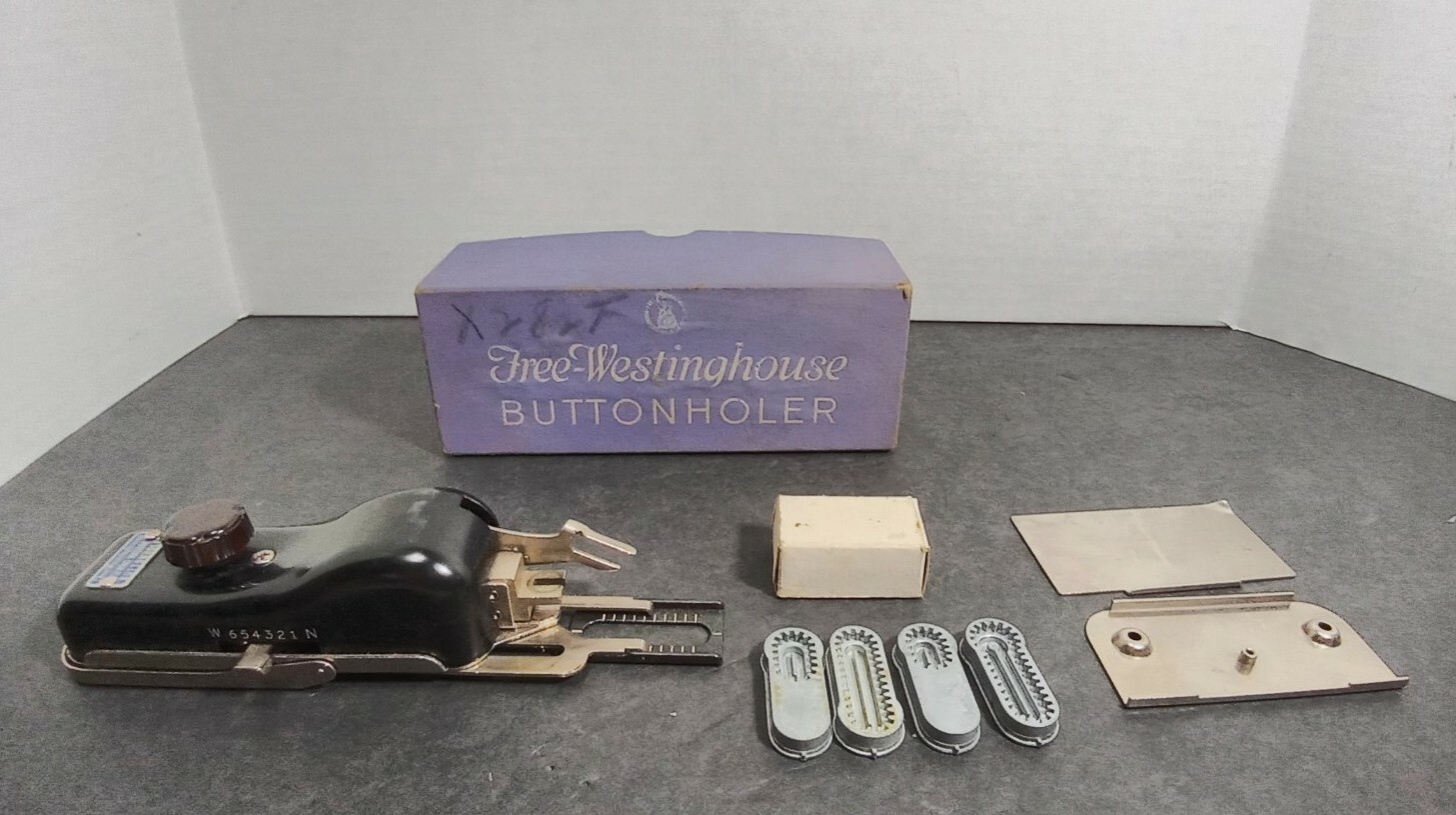 Free Westinghouse Buttonholer Antique Vintage Original Box Sewing Machine Parts