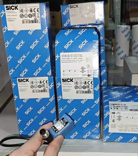 1PC New Sick GTB10-P7211 1068091 Photoelectric Sensor GTB10P7211 Free Shipping - Picture 1 of 1