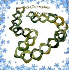 LONG Signed Alisha D Italy Chunky  Acrylic Link Chain Green Statement Necklace