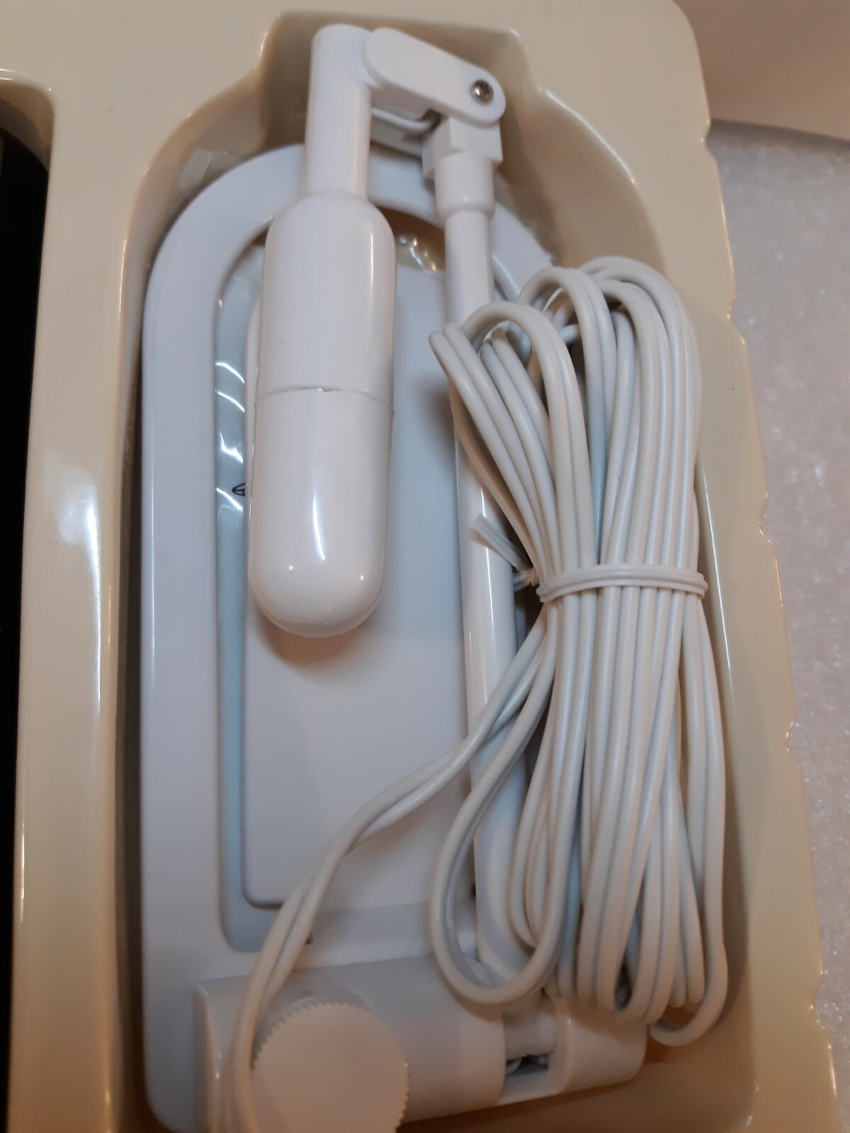 Zelco Itty Bitty Book Light Paperback Edition White 1985 Vtg Booklight